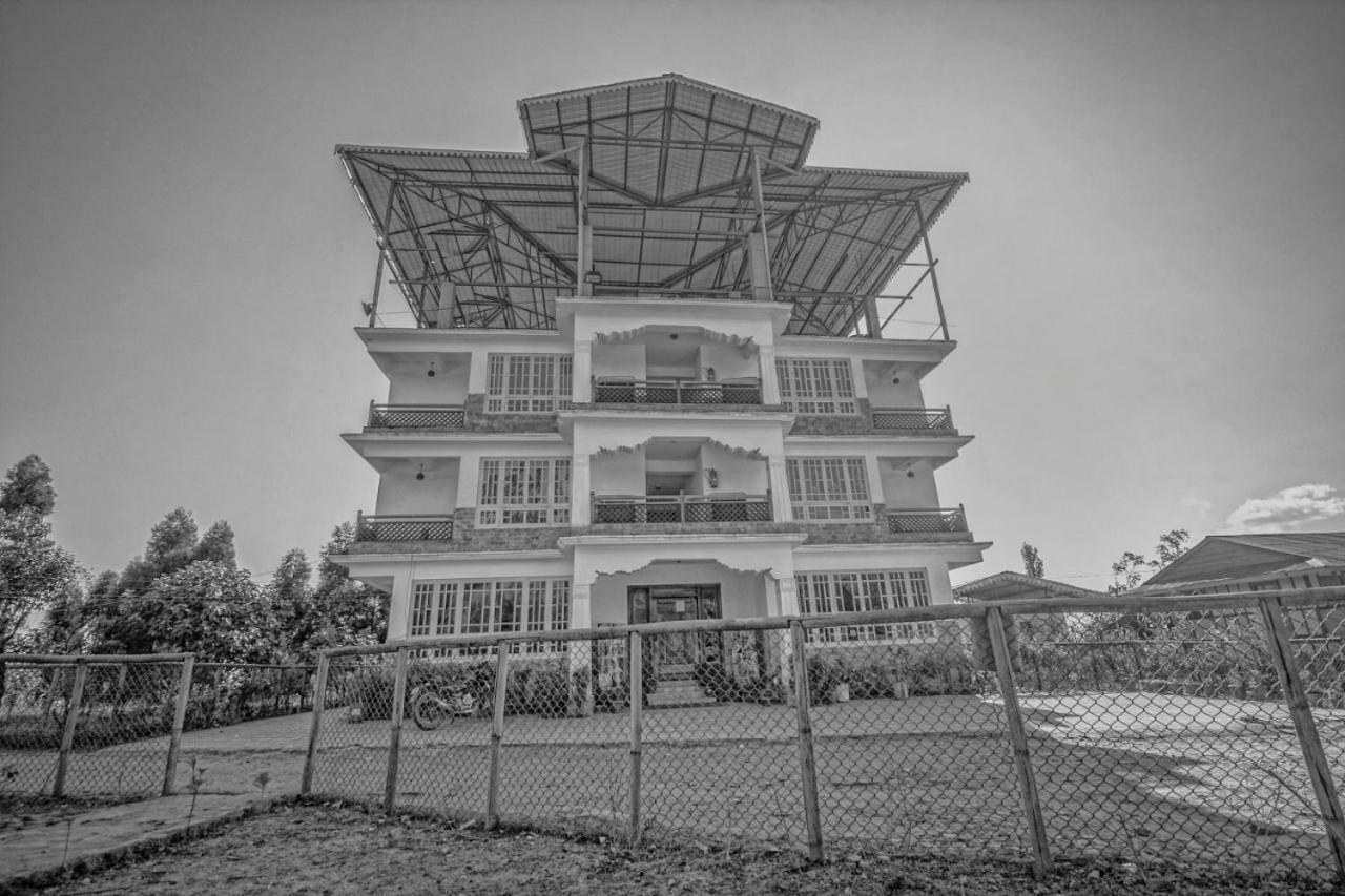 The Pelling Resort Buitenkant foto