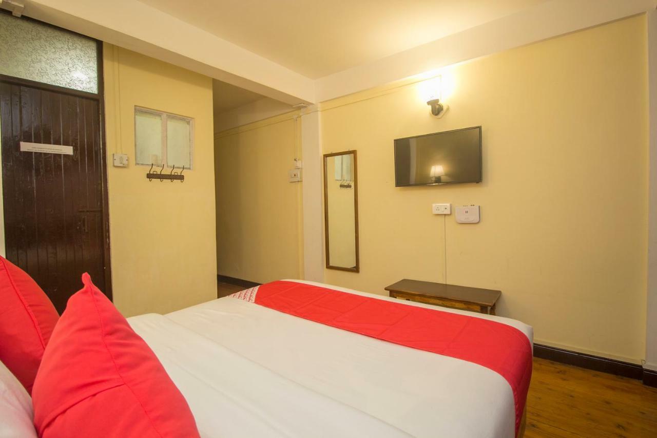 The Pelling Resort Buitenkant foto